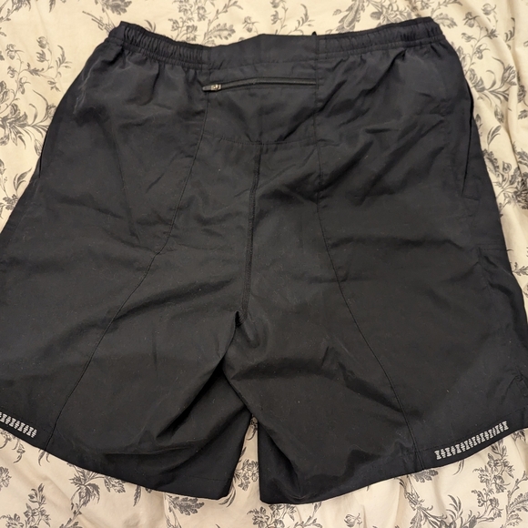 Gore running wear men 's size medium shorts - Picture 4 of 4